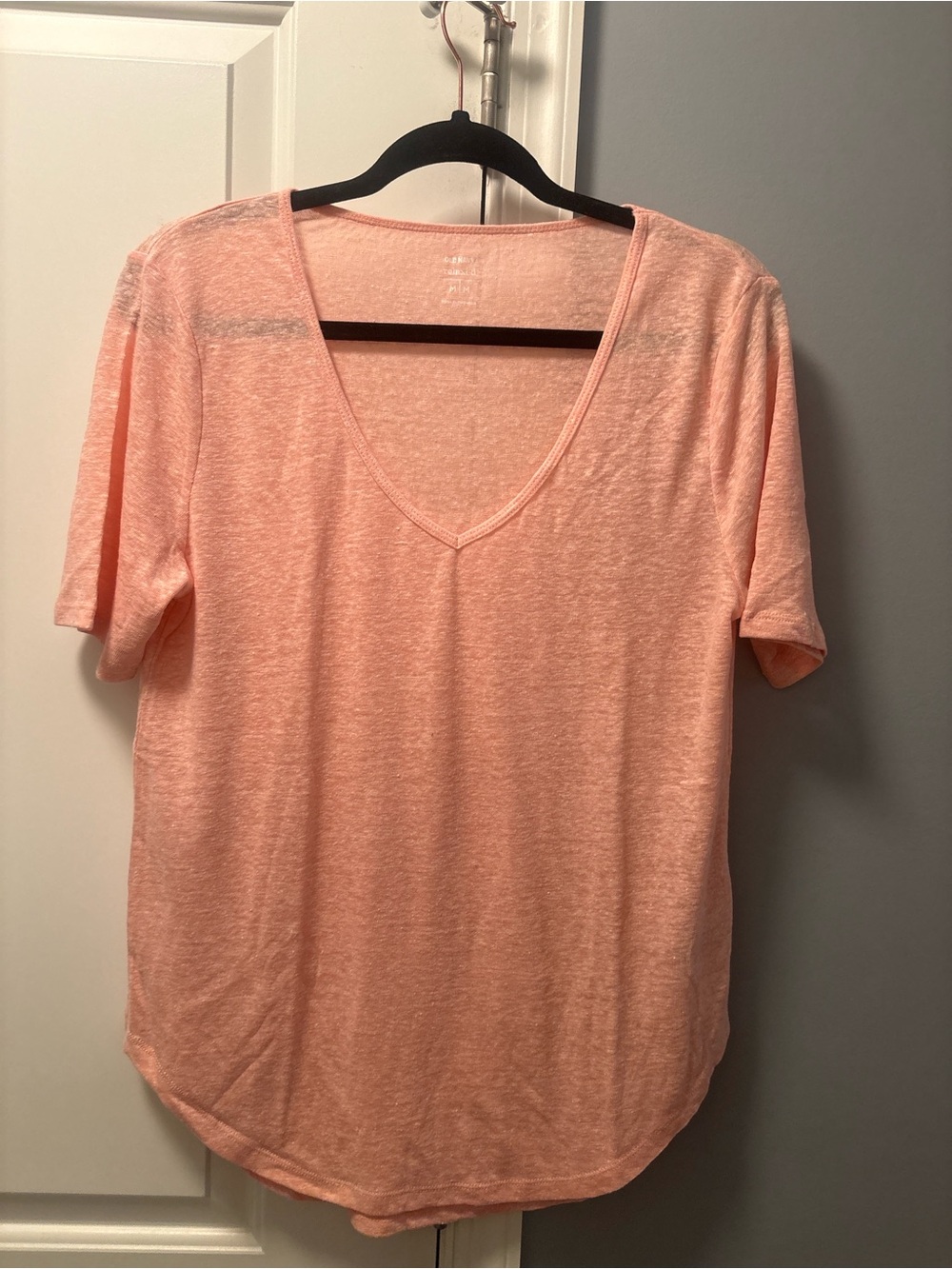 Old Navy Peach V-Neck Tee | Linen Blend | Relaxed Fit | Size M